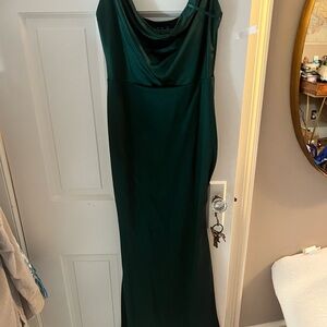 Elegant Green Evening Gown